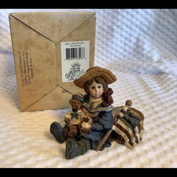 Boyd’s Bears - Betsy with Edmund
